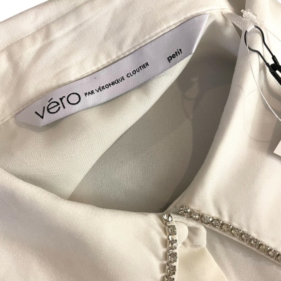 NWT White Blouse With Diamond Studs On Collar 🤍 - Picture 9 of 12